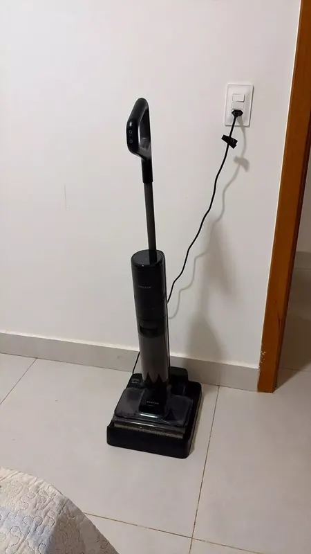 Dreame G12 Pro Flex T nella stanza di casa